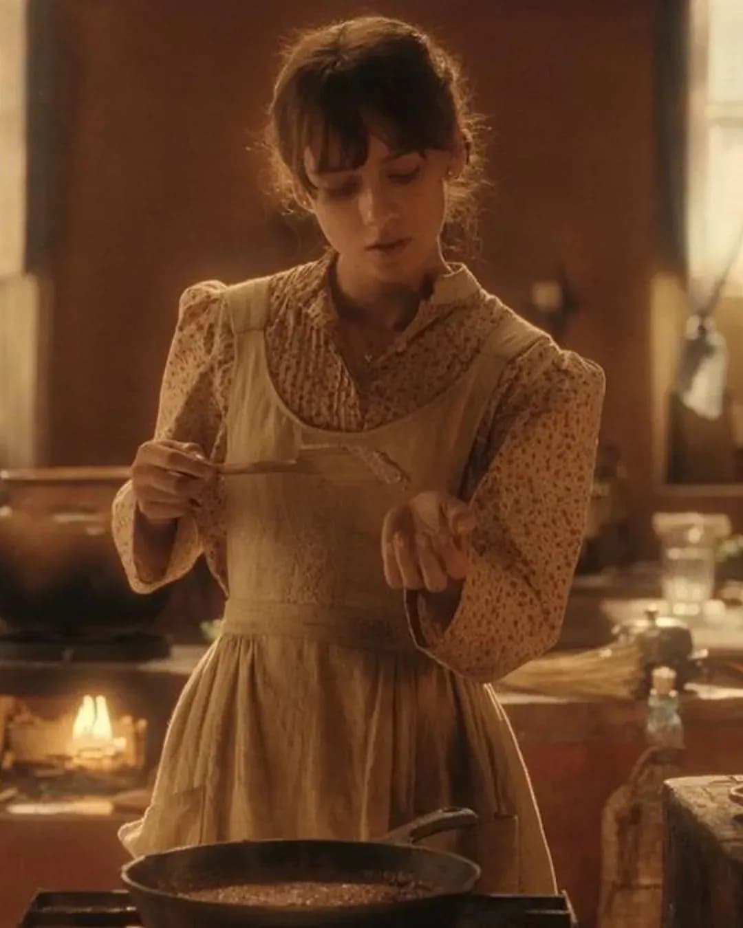Fotograma de la serie Como agua para chocolate (HBO Max, 2024), basada en la novela de Laura Esquivel.